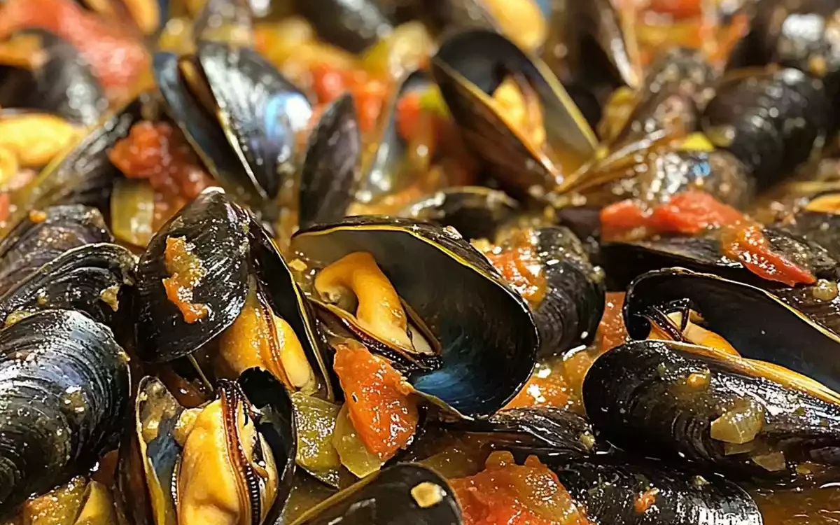 Savor the taste of Greece with Mussels Saganaki recipe